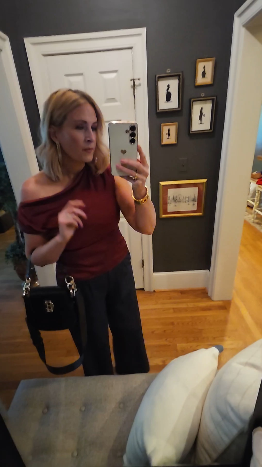 Holland Cooper bad Zara pants Abercrombie satin off the shoulder top museum opening. It’s a good Thursday minus the rain of course.￼
My bracelet is old from a shop out in the Hamptons, but I linked a few fun trinkets that are fun to Layer

#LTKootd #LTKgrwm #LTKSaleAlert