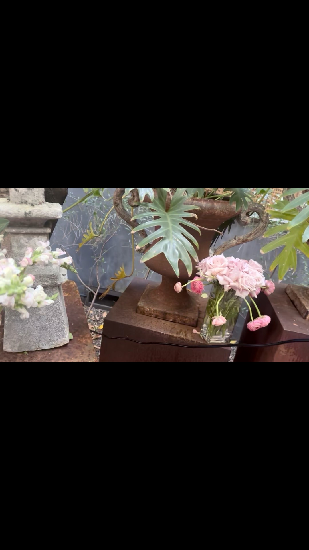 Hosting this holiday season? A backyard party feels like a dream surrounded by lush greenery and blooming flowers — pure magic in your own space. 🌿✨

#HostingEssentials #HolidayEntertaining #BackyardParty #OutdoorLiving #FestiveVibes #GardenGathering #HolidayHosting #TablescapeInspo

#LTKSeasonal #LTKHoliday #LTKGiftGuide