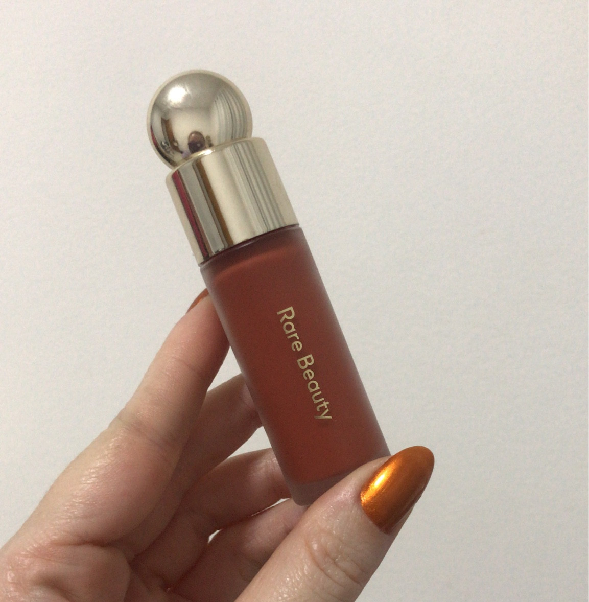 A dica de presente de hoje são os blush’s cremosos da Rare Beauty. Esse da foto é o Love, um terracotta avermelhado lindíssimo e ultra pigmentado. 

#NatalLTK #LTKGift


#LTKGiftGuide #LTKbeauty #LTKbrasil
