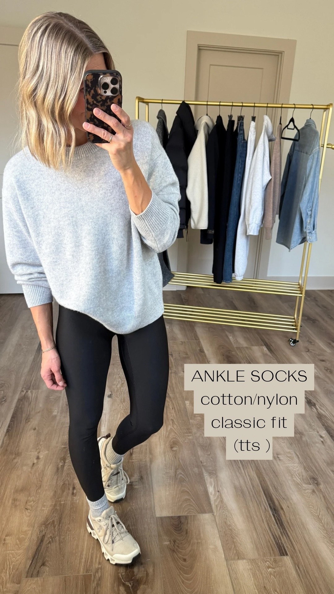 Aritzia Sale Picks: Ankle Socks (wearing m/l)

@aritzia #aritziapartner #ad #paidlink 

#LTKHoliday #LTKGiftGuide #LTKOver40