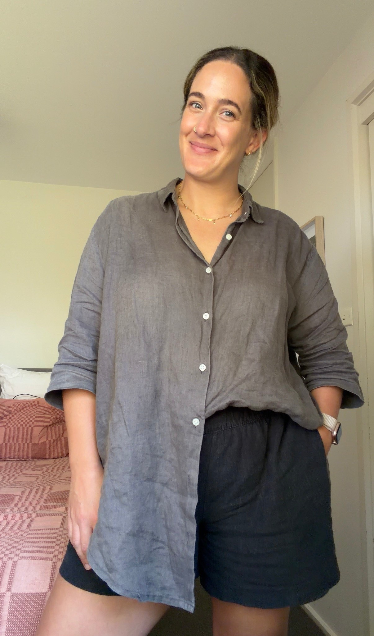 The most worn shirt in my wardrobe! Comfy, relaxed and cute all at the same time.

I wear a Medium in the longline shirts 🤎

#casual #ootd #mumstyle #midsize

#LTKaustralia #LTKmidsize