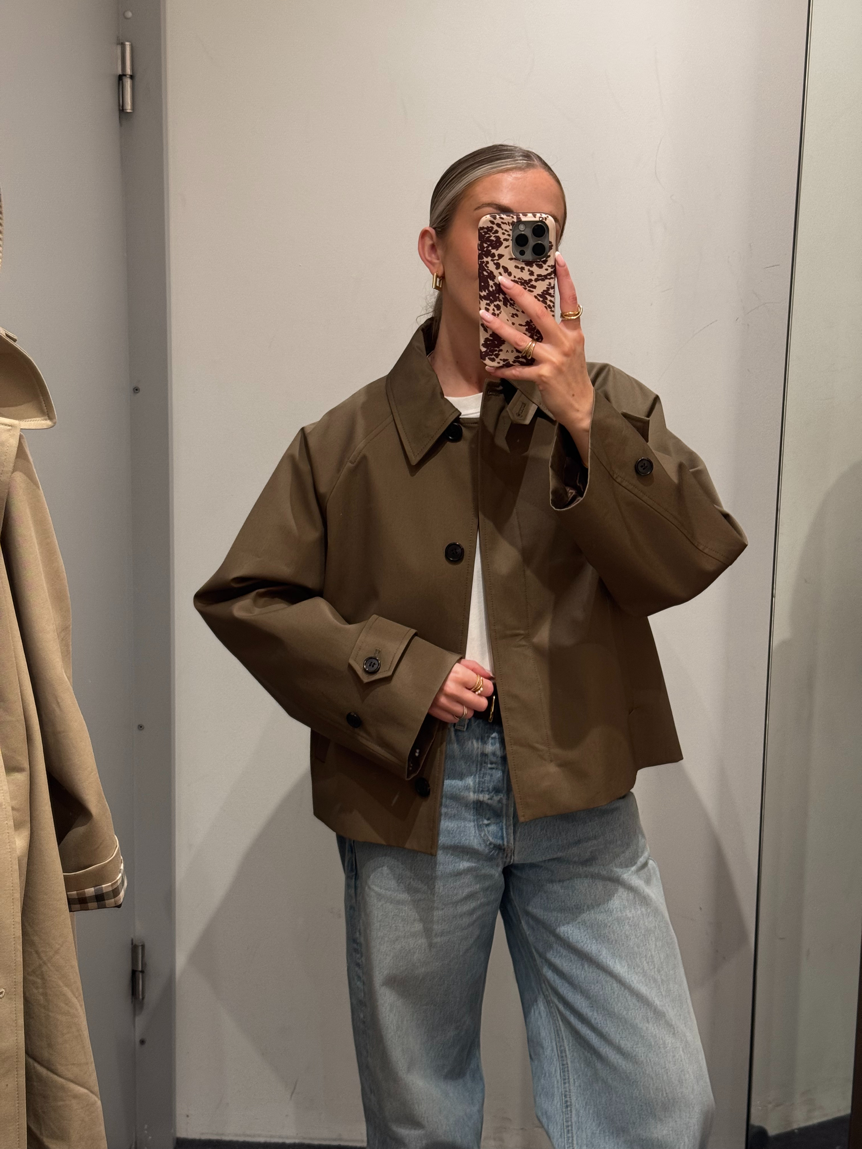 Easy outfit idea, spring outfit, light jacket, khaki, Cos, blue jeans, casual style, spring layering, spring jacket 

 #LTKuk #LTKspring #LTKstyletip