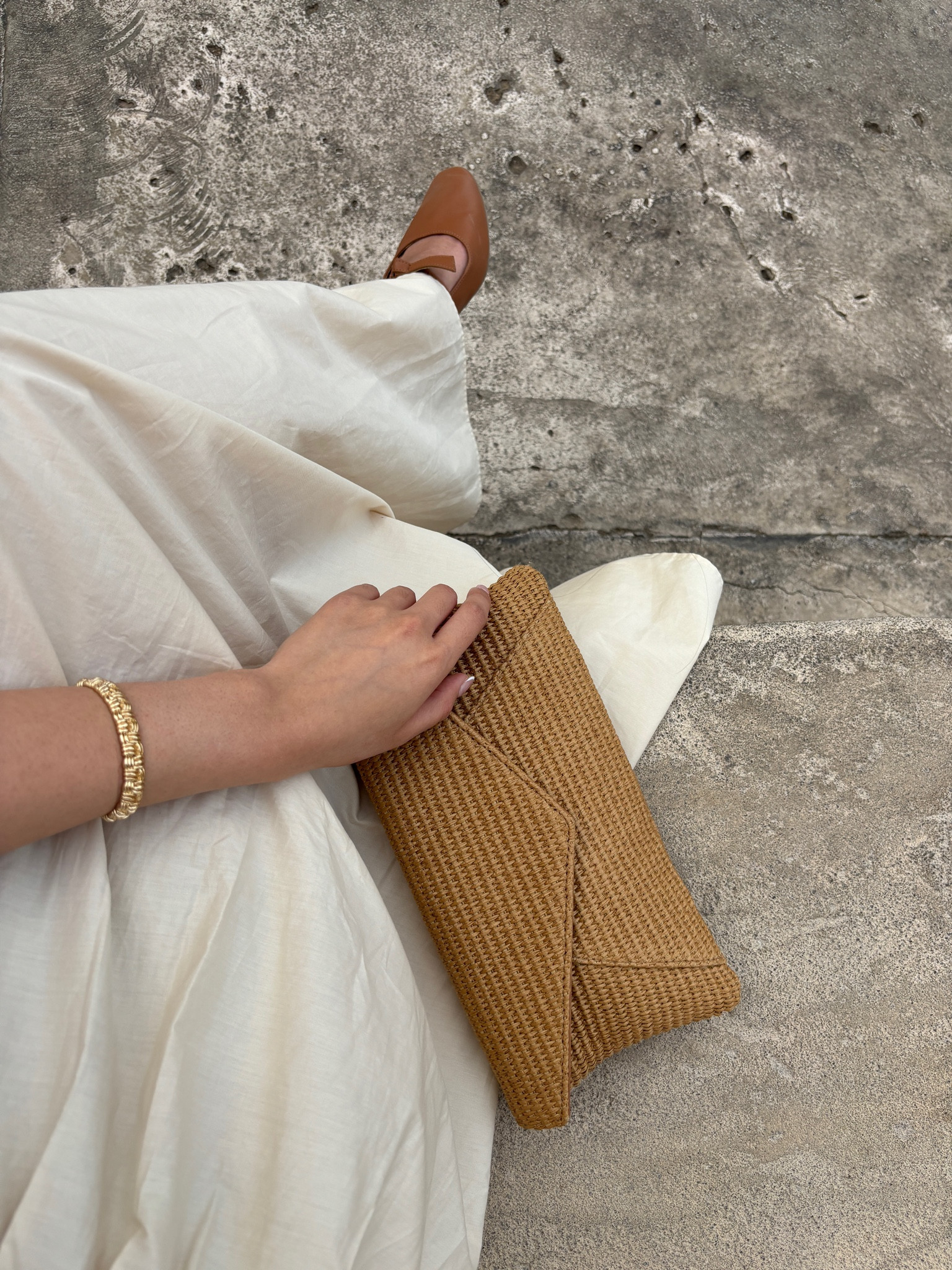 maxi skirt, cream, pleated, white skirt, maxi, modest, tan ballet flats, straw clutch, uk size 6, uk size xs, petite friendly, holiday outfit, holiday inspo