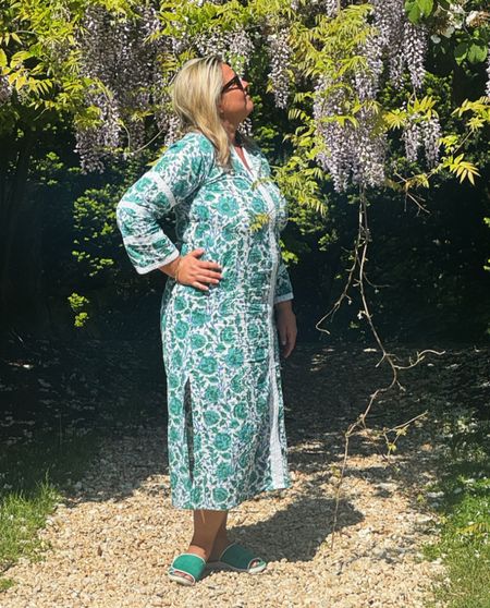 Stop and smell the wisteria!

This Madison Mathews dress is even more gorgeous than the flowers!  

Shop it here in pink or orange!

#LTKMidsize #LTKSeasonal #LTKTravel