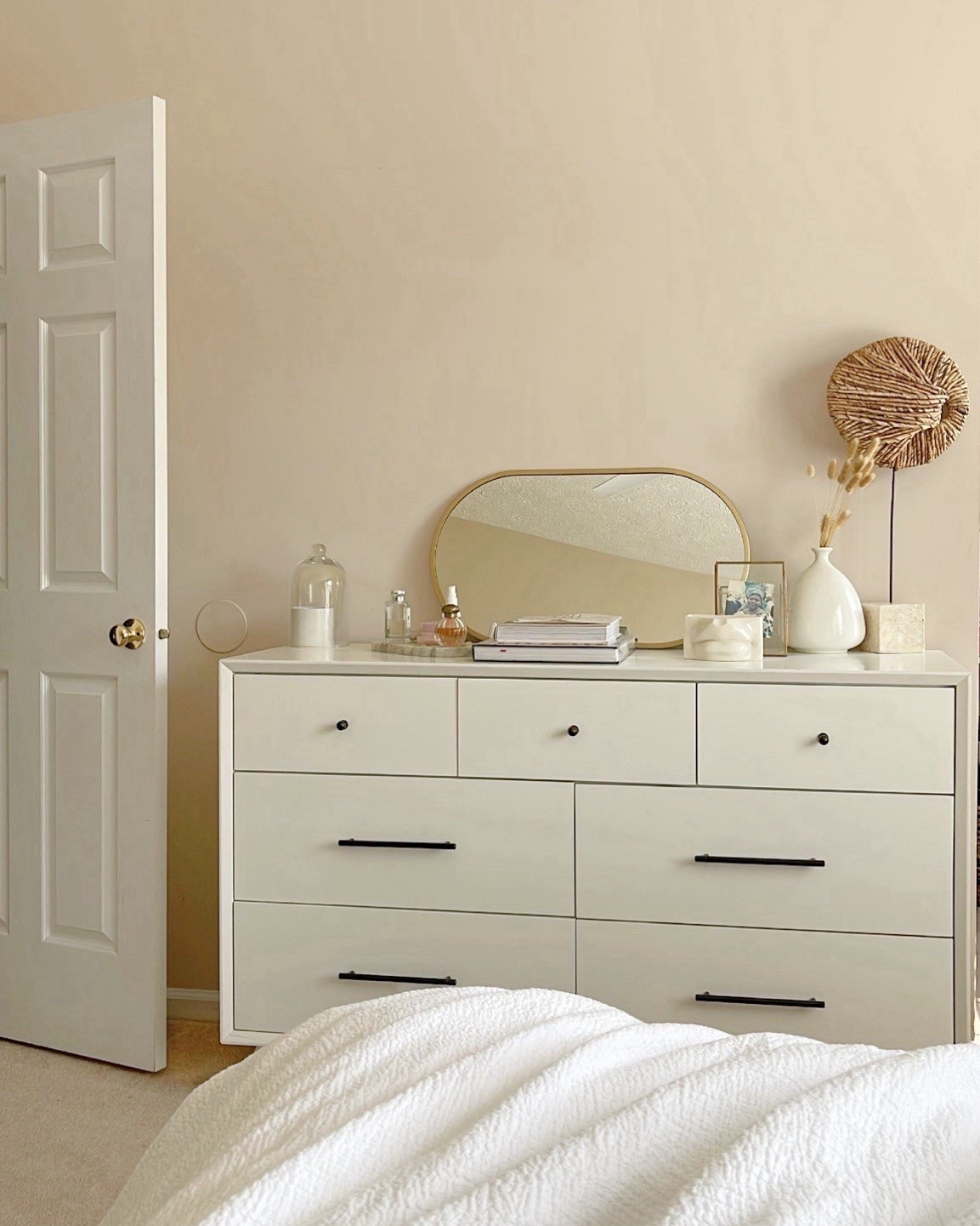 Small changes made the biggest difference in my bedroom. These pieces are perfect for creating a calm, elevated bedroom without overwhelming your space.  #BedroomRefresh #HomeDecorInspo #CozyHome #NeutralHome #BedroomStyling #WayfairFinds #ModernHomeDecor #HomeInspo #LTKhome #InteriorStyle

#LTKHome #LTKSaleAlert #LTKdayinmylife