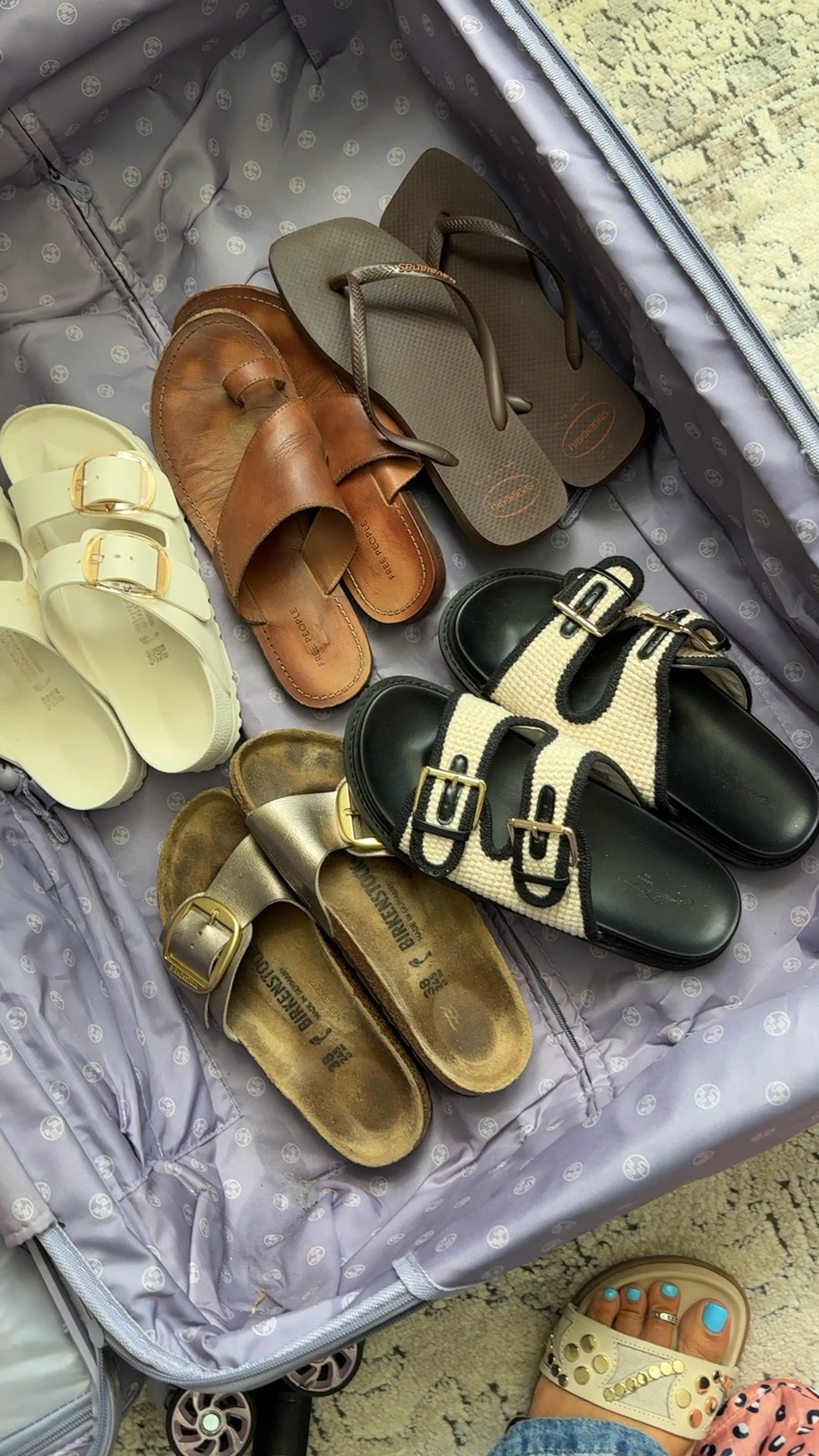 Sandals I’m bringing to the beach! 

#LTKSeasonal #LTKShoeCrush #LTKStyleTip