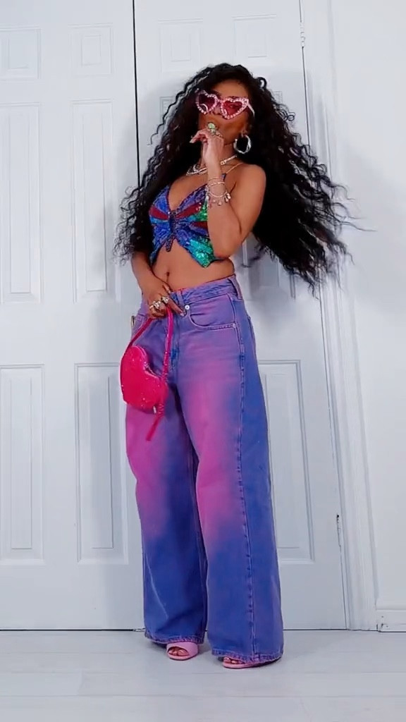 Concert outfits inspo. White asymmetric top & double denim fit from Zara. 3208/311, 6045/007, 6045/008.

#LTKeurope