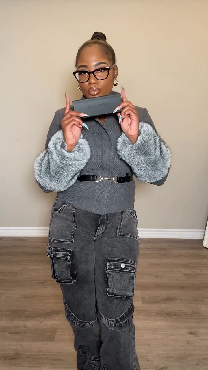 minimal looks for the win 🖤

#LTKautumn #LTKwinter #LTKcanada