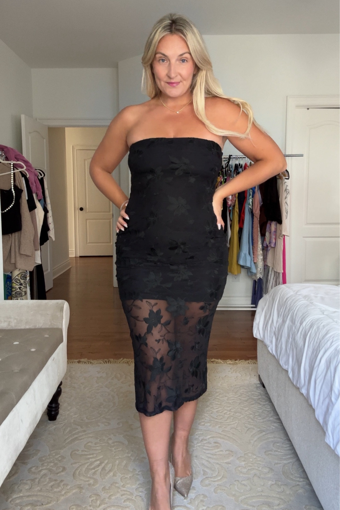 Lace tube dress perfect for the holidays or a special occasion 

#LTKcurves #LTKpartywear #LTKcanada