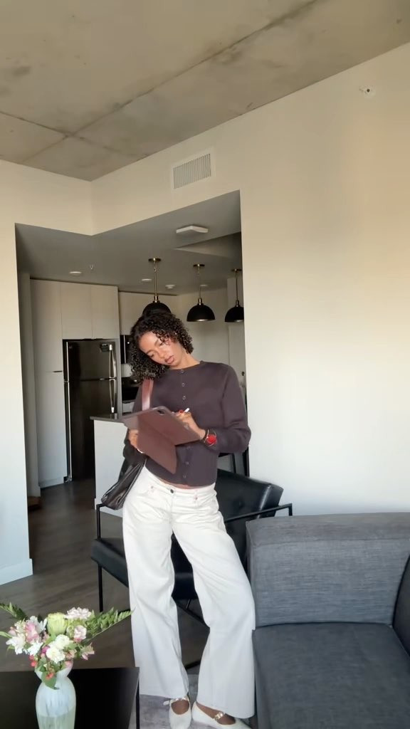 Cute casual outfits for work, coffee dates and errands 🧸🫶🏾 

 #LTKdayinmylife #LTKgrwm #LTKootd