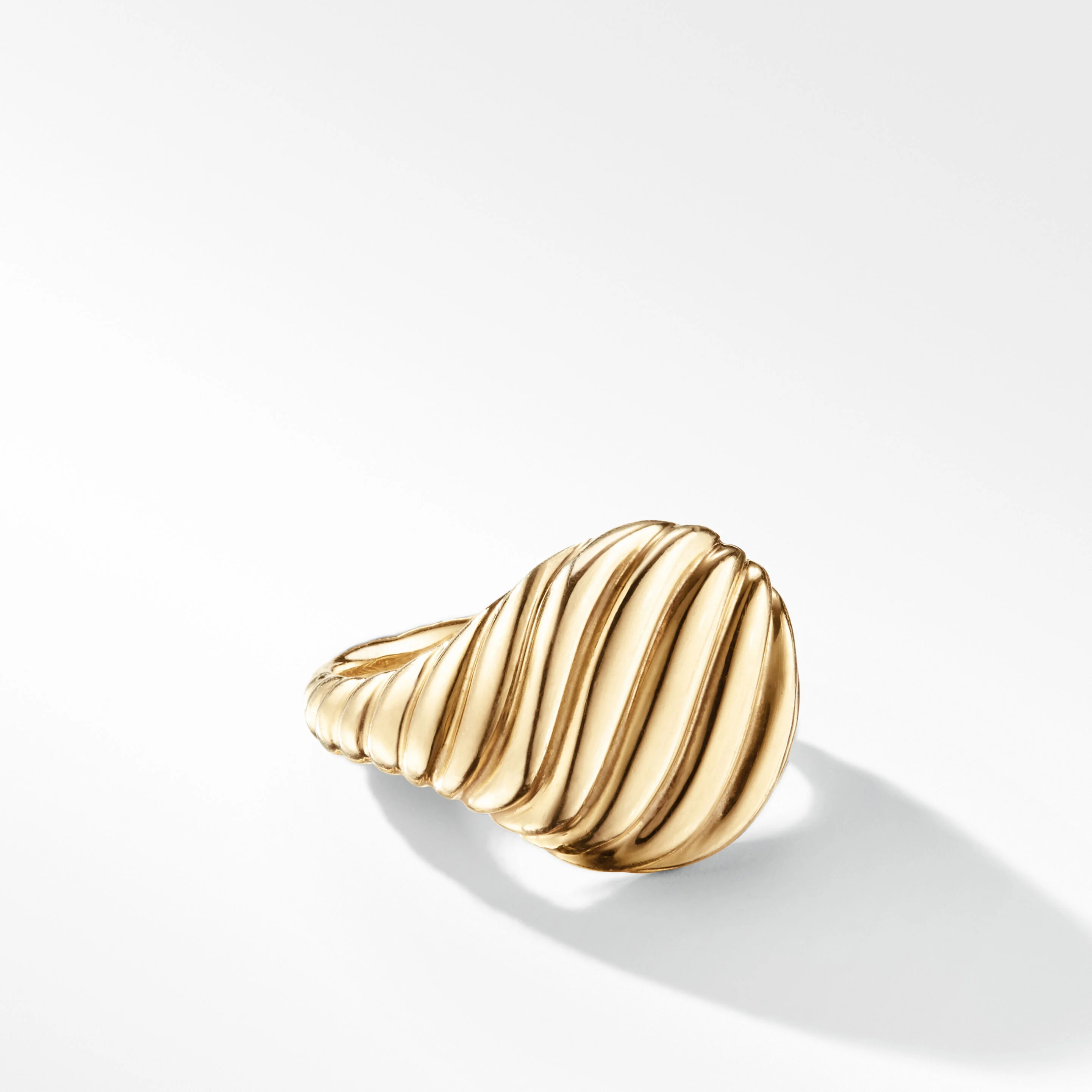 Sculpted Cable Pinky Ring in 18K Yellow Gold | David Yurman