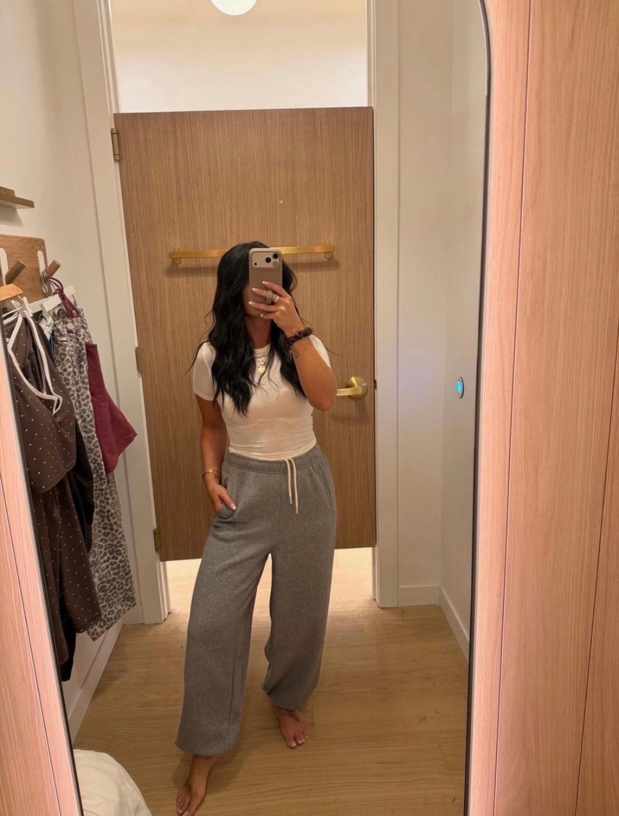 The best gray joggers 🤍

#LTKmomlife #LTKootd #LTKgrwm