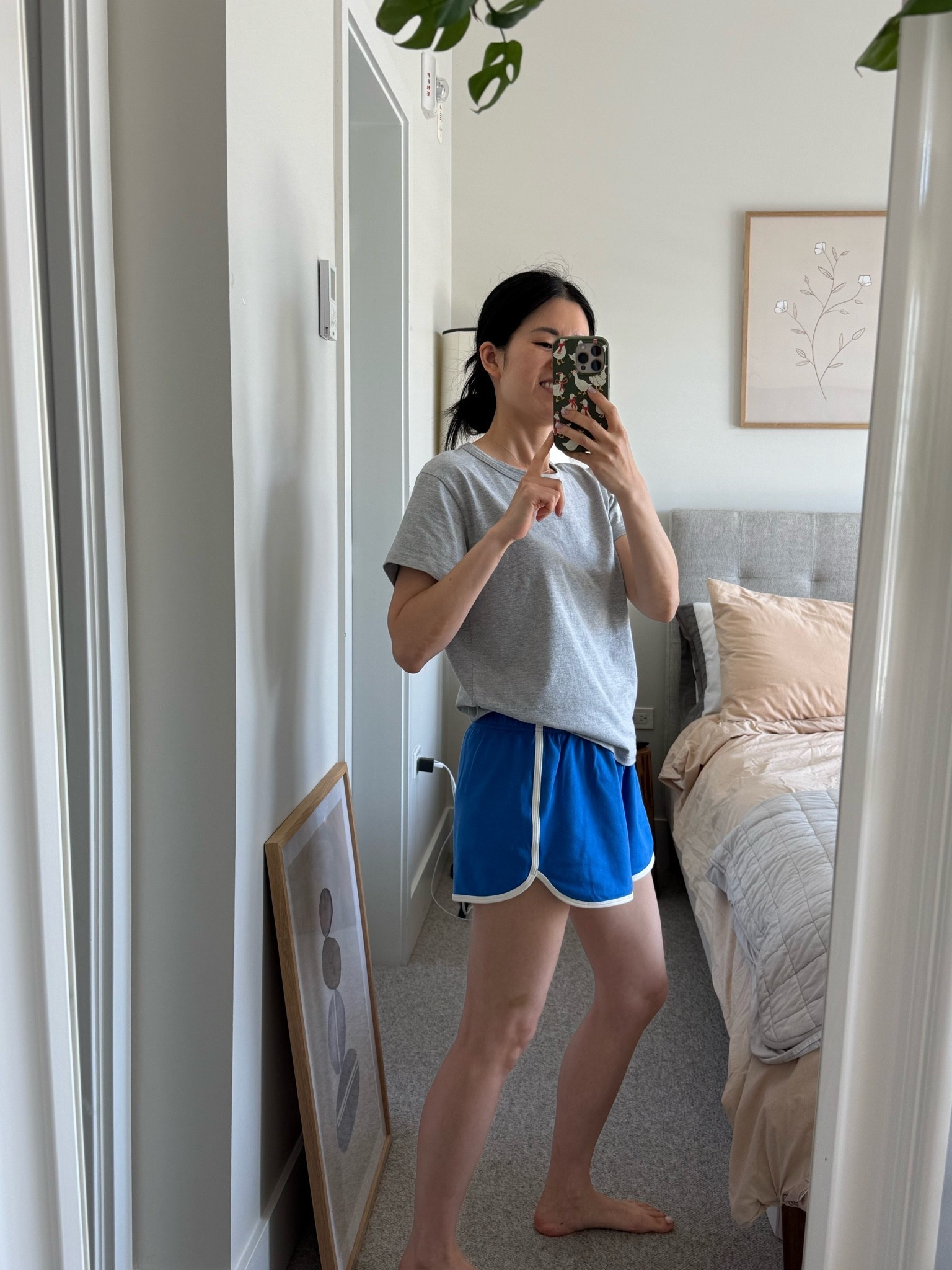 Tee: Leset tee. Sized up to a S
Aerie shorts: tts. In a S

#LTKsale #LTKcanada #LTKsummer