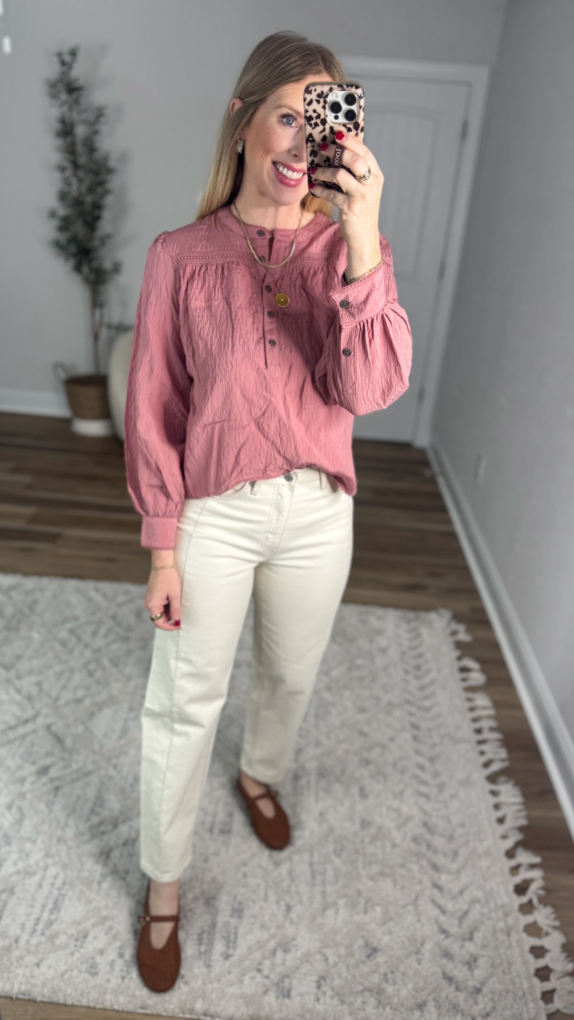 Weekend Walmart Wins try-on
Pink top- small
White barrel jeans- 4

#LTKootd #LTKWorkwear