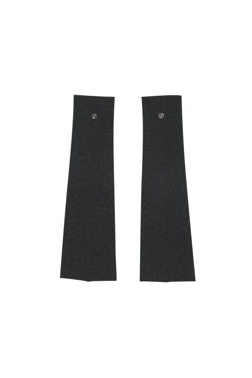 METAL LOGO LEG WARMER charcoal | Musinsa Global