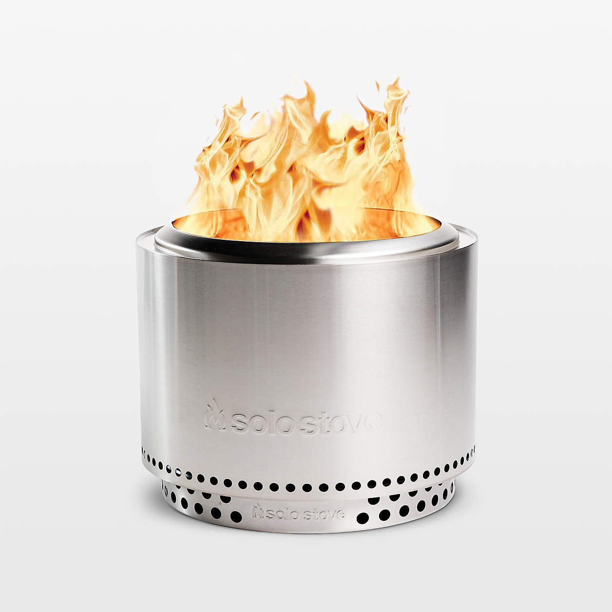 Solo Stove Bonfire Smokeless Outdoor Fire Pit with Stand 2.0 + Reviews | Crate & Barrel | Crate & Barrel