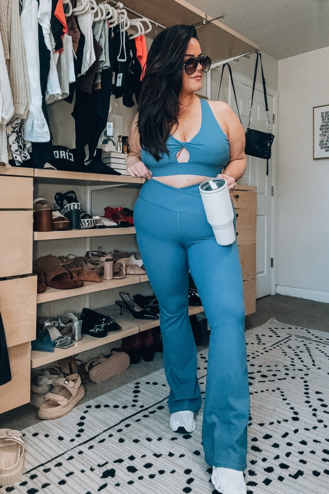 Midsize athletic wear matching set wearing an xl 


#LTKSaleAlert #LTKFitness #LTKMidsize