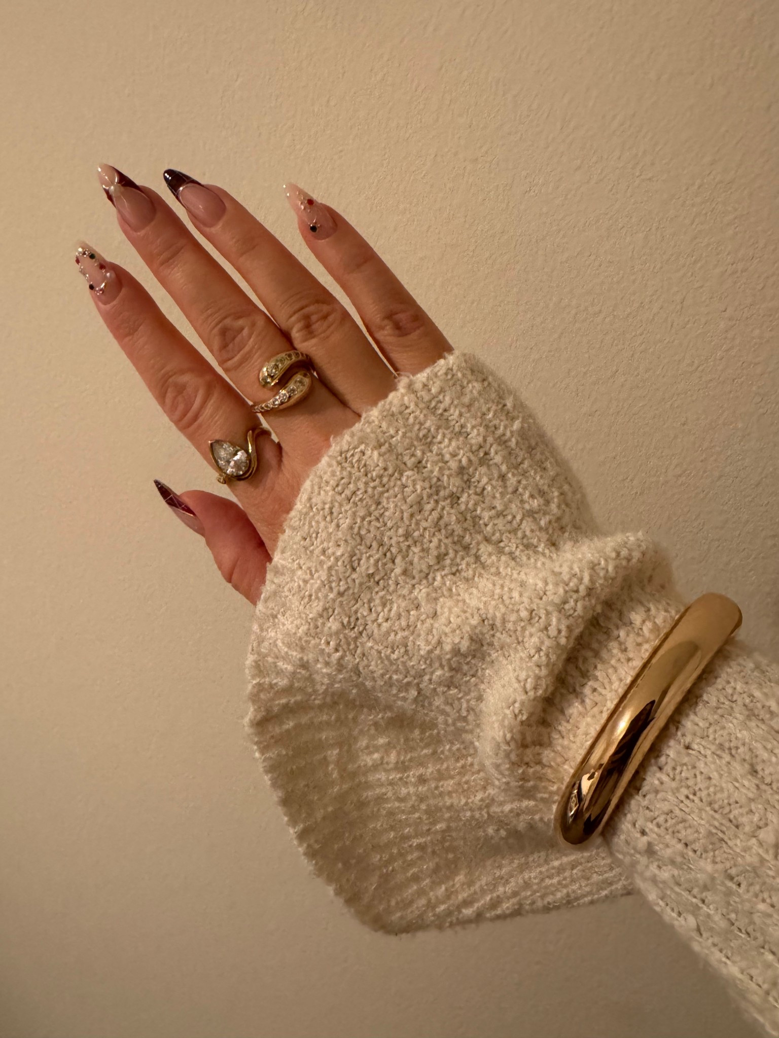 Love this hollow cuff bracelet & CZ stone ring that are both UNDER $30 for #blackfriday 🤩 I layered it over my bell sleeve cardigan. Cuff comes in sizes S/M or M/L. I’m wearing M/L. Wearing size 8 for my middle finger. 💍

#LTKHoliday #LTKCyberWeek #LTKGiftGuide