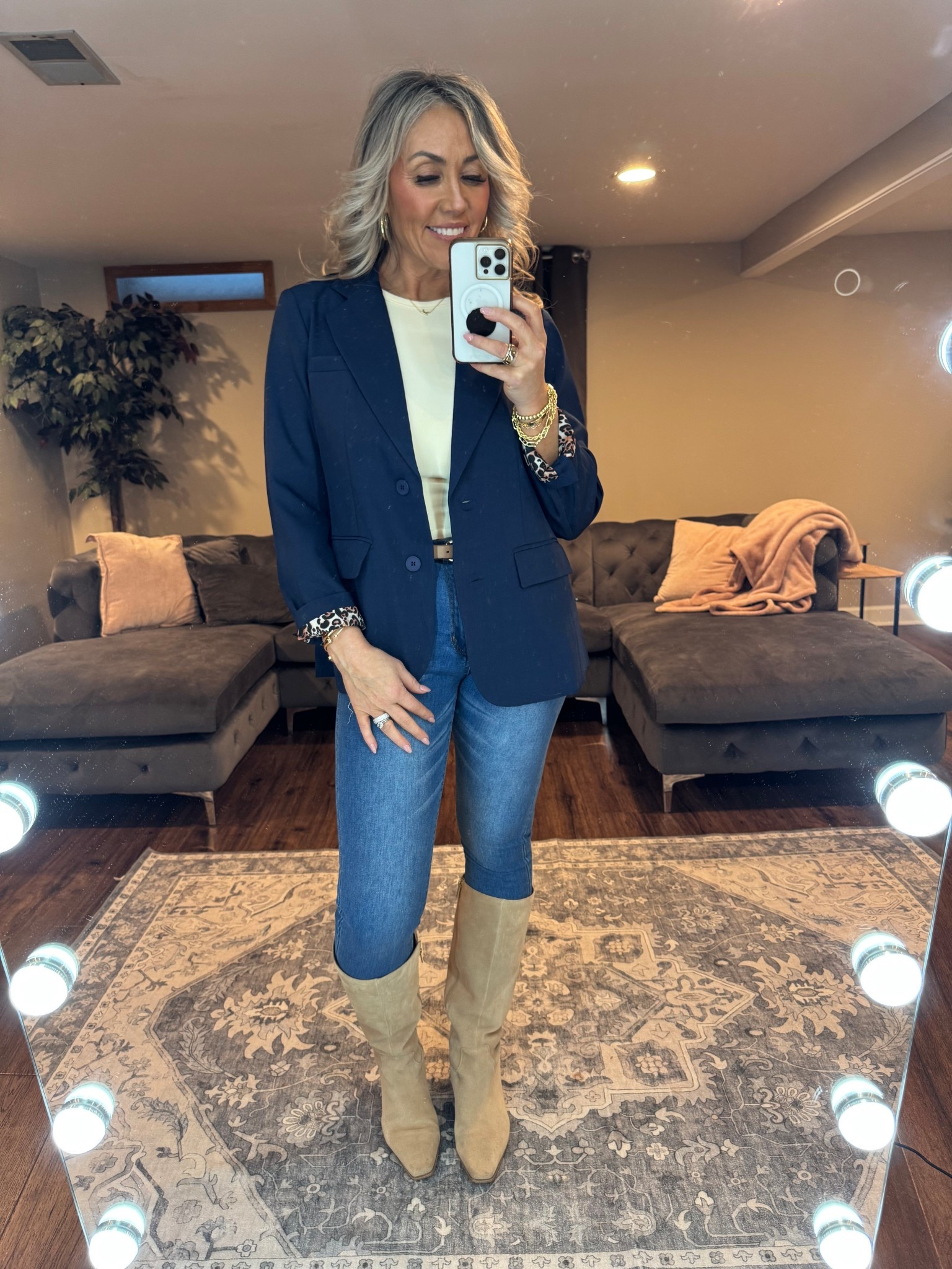 ✨ Your Reinvention Dress Code ✨

Blazer energy. Denim reality.
Because evolution is intentional.
Reinvention requires a shift — and how you dress is where it begins.

xo Kel 🫶

I changed “starts” to “begins” be

#LTKTall #LTKOver40