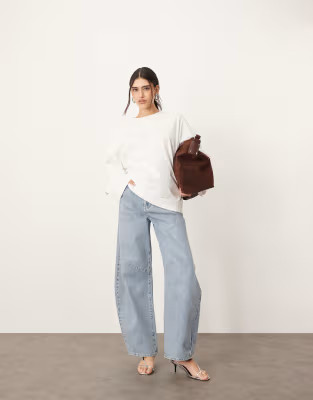 ARRANGE Sydney denim barrel leg jean in 90's light wash blue | ASOS (Global)