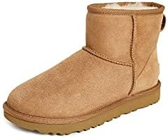 UGG Women's Classic Mini II Boot | Amazon (US)