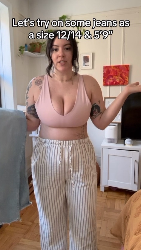 My favorite jeans in the game that I can always rely on as a curvy girl! For context I’m a size 12/14, 5’9” and always go with the regular length and they fit just right :) 

Comment denim for links sent right to you in your dm 🫶🏼

#LTKMidsize