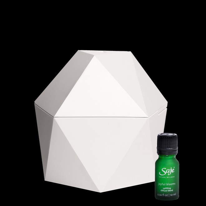 Aroma (Be) Free™ Kit | Celebration Edition
						
						
							 DIFFUSER & BLEND | Saje Wellness