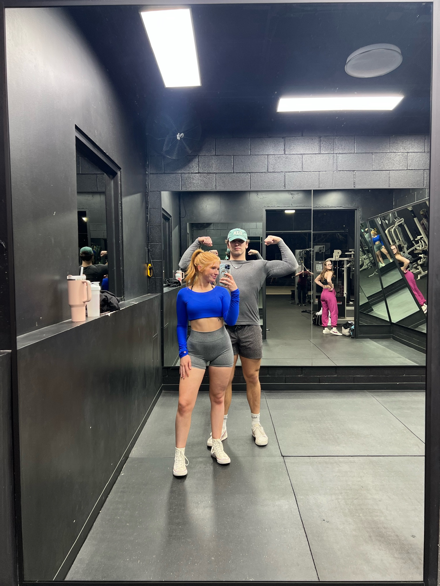 Amazon workout 

Workout  blue workout top  grey shorts  workout shorts  gym  fitness 

#LTKfitness #LTKstyletip