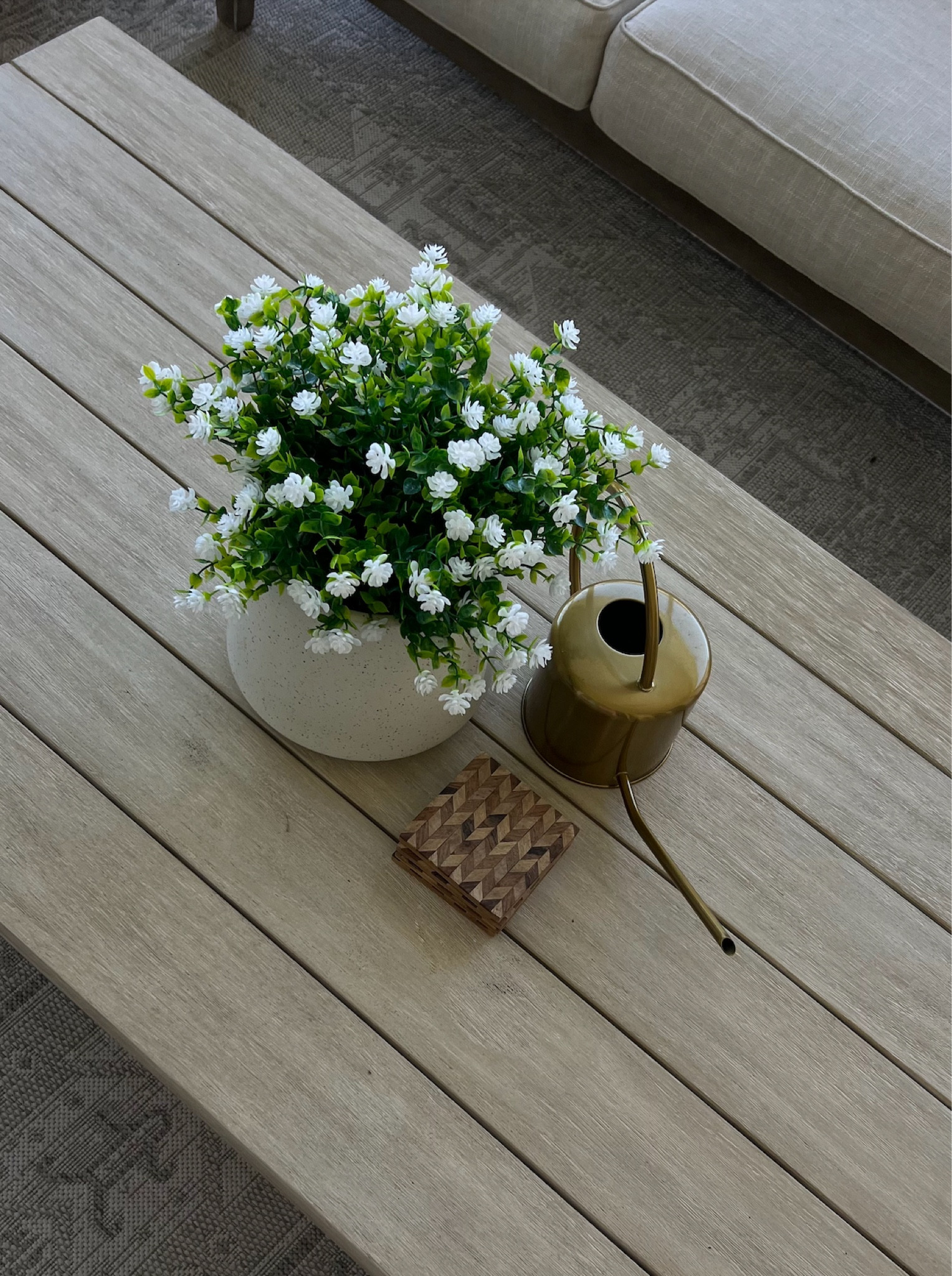 Cozy natural patio decor🌿


Patio decor, home decorations, watering can, farmhouse, cottage core, flowers, porch decor, coastal home, rug, gold, patio couch

#LTKHome #LTKStyleTip #LTKSeasonal