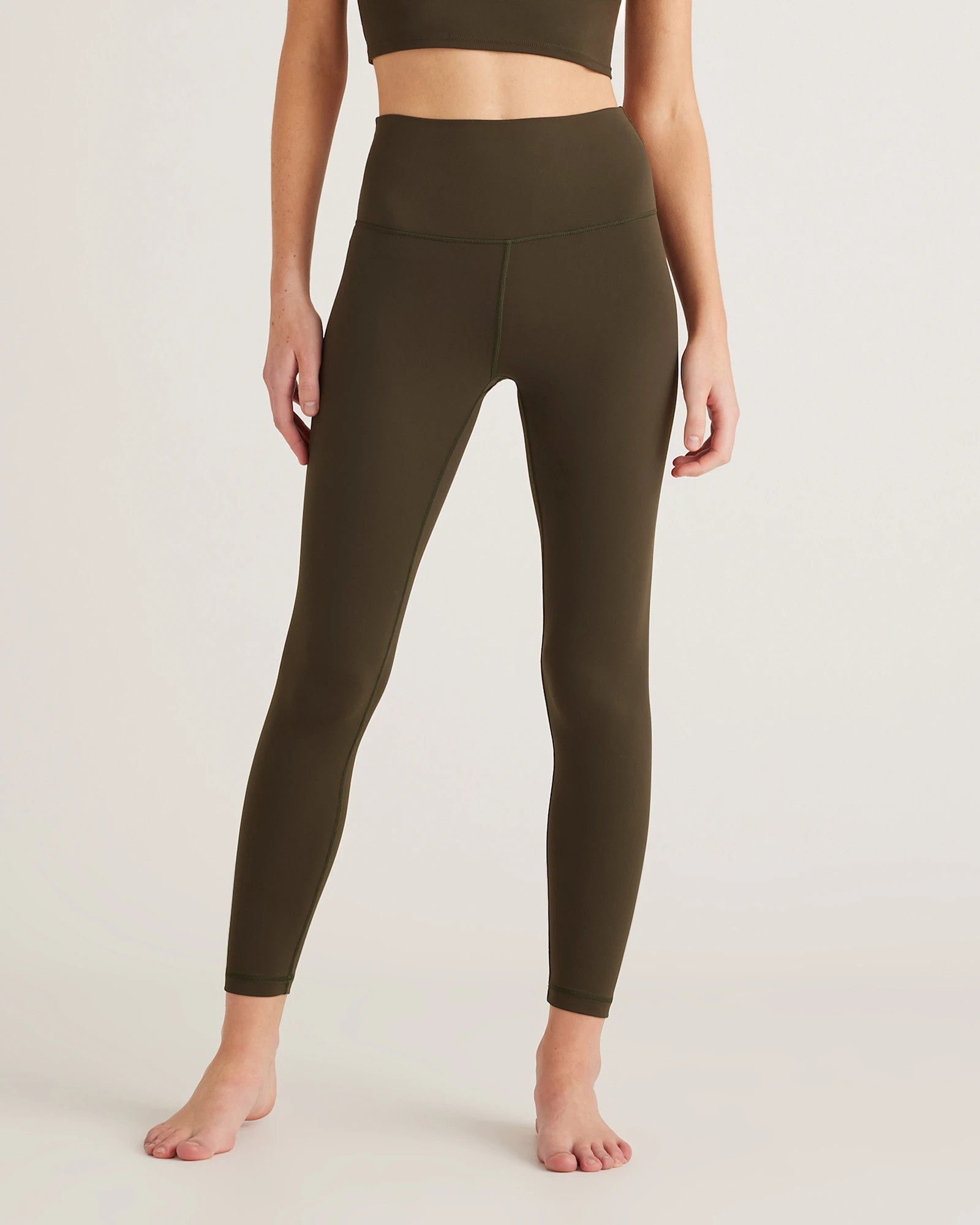 Quince | Women's Ultra-Form High-Rise Legging in Espresso, Size Medium, Nylon/Spandex | Quince