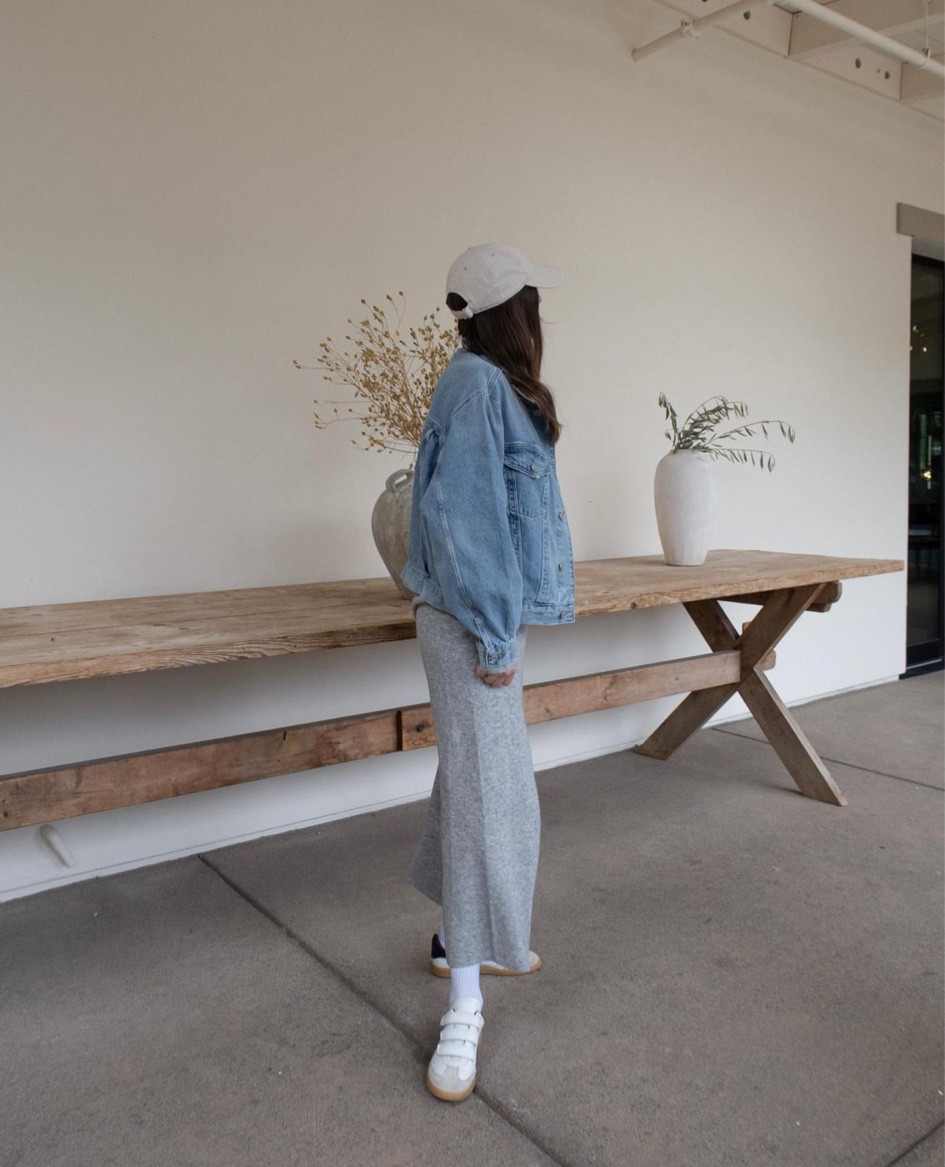 One of my favorite luxe sets for fall/winter. This Jenni Kayne cashmere culotte + pullover. I have my usual size and they’re the perfect slightly relaxed fit. (The pullover more-so) 🤍 These were my favorite newly postpartum, too! 

#LTKGiftGuide #LTKstyletip