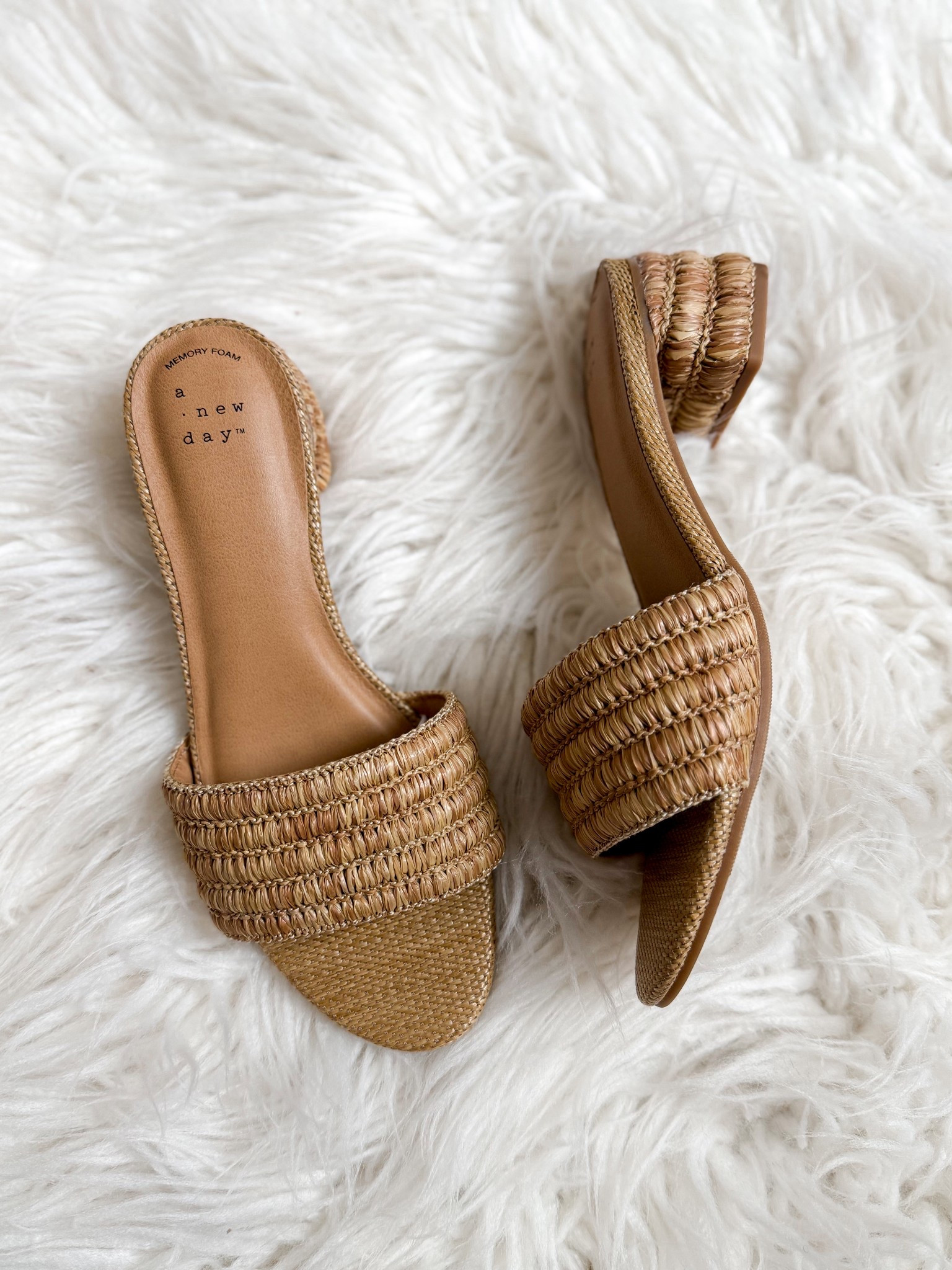 Target shoes 25% off

#LTKSaleAlert