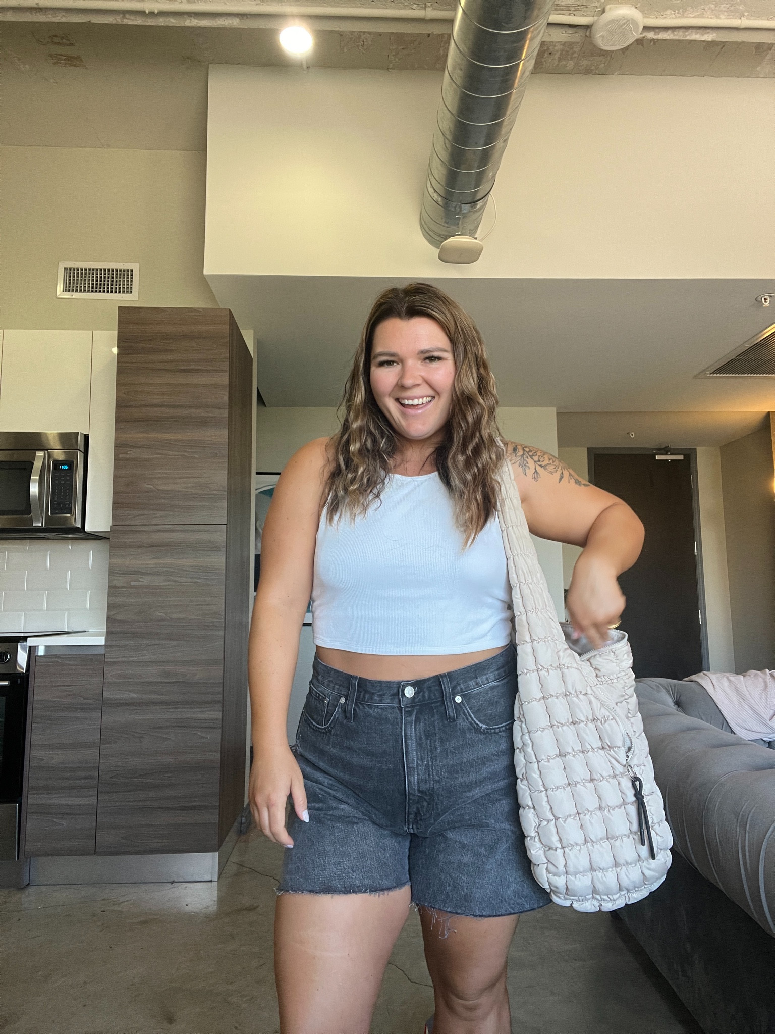 Dallas day 1 for LTK CON! Grabbing coffee in a comfy fit before events begin! 

#LTKCon #LTKcurves