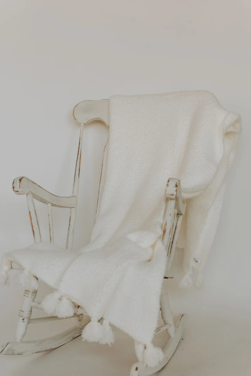 Coconut Cream Tassel Throw | Sunset Snuggles