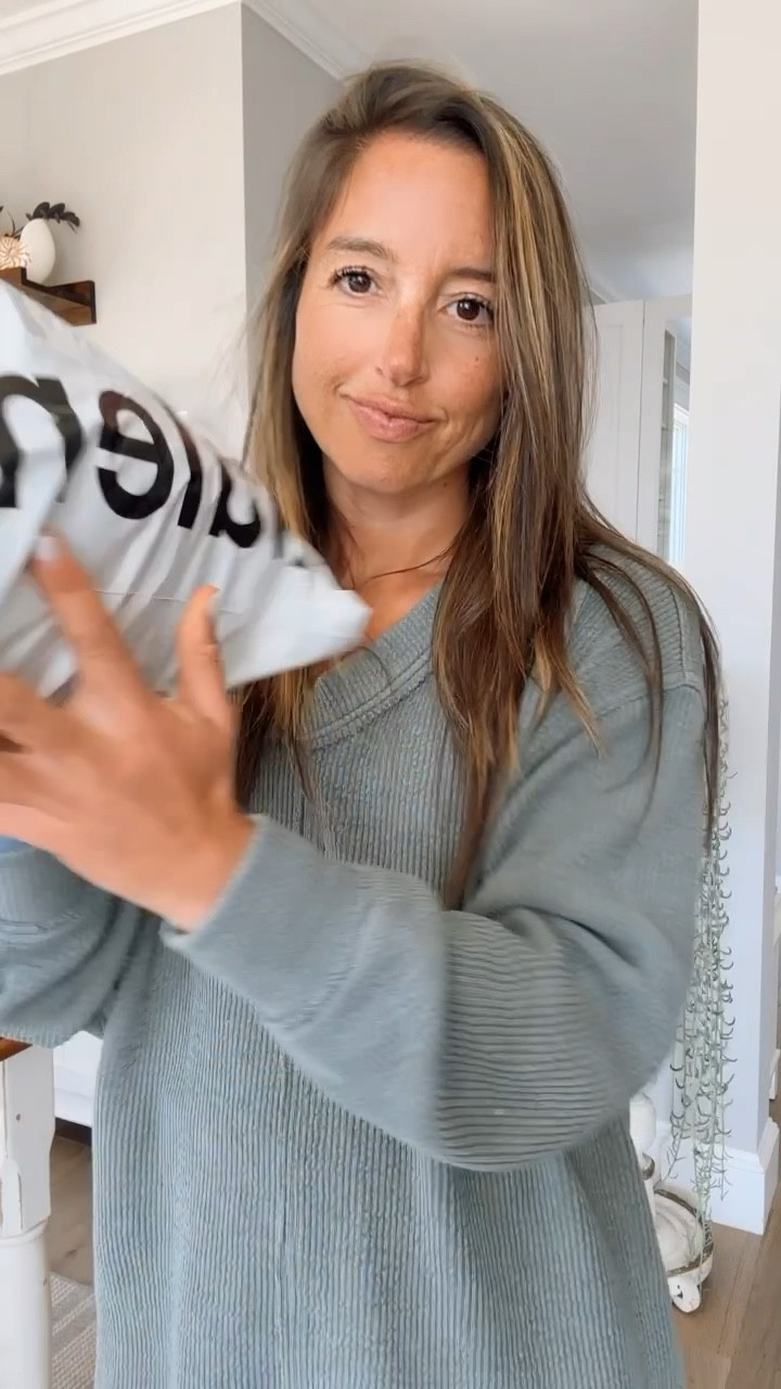 Spring time lululemon finds!

Wearing my usual size 6 in all bottoms and tops. 



#LTKSeasonal #LTKfit #LTKunder100