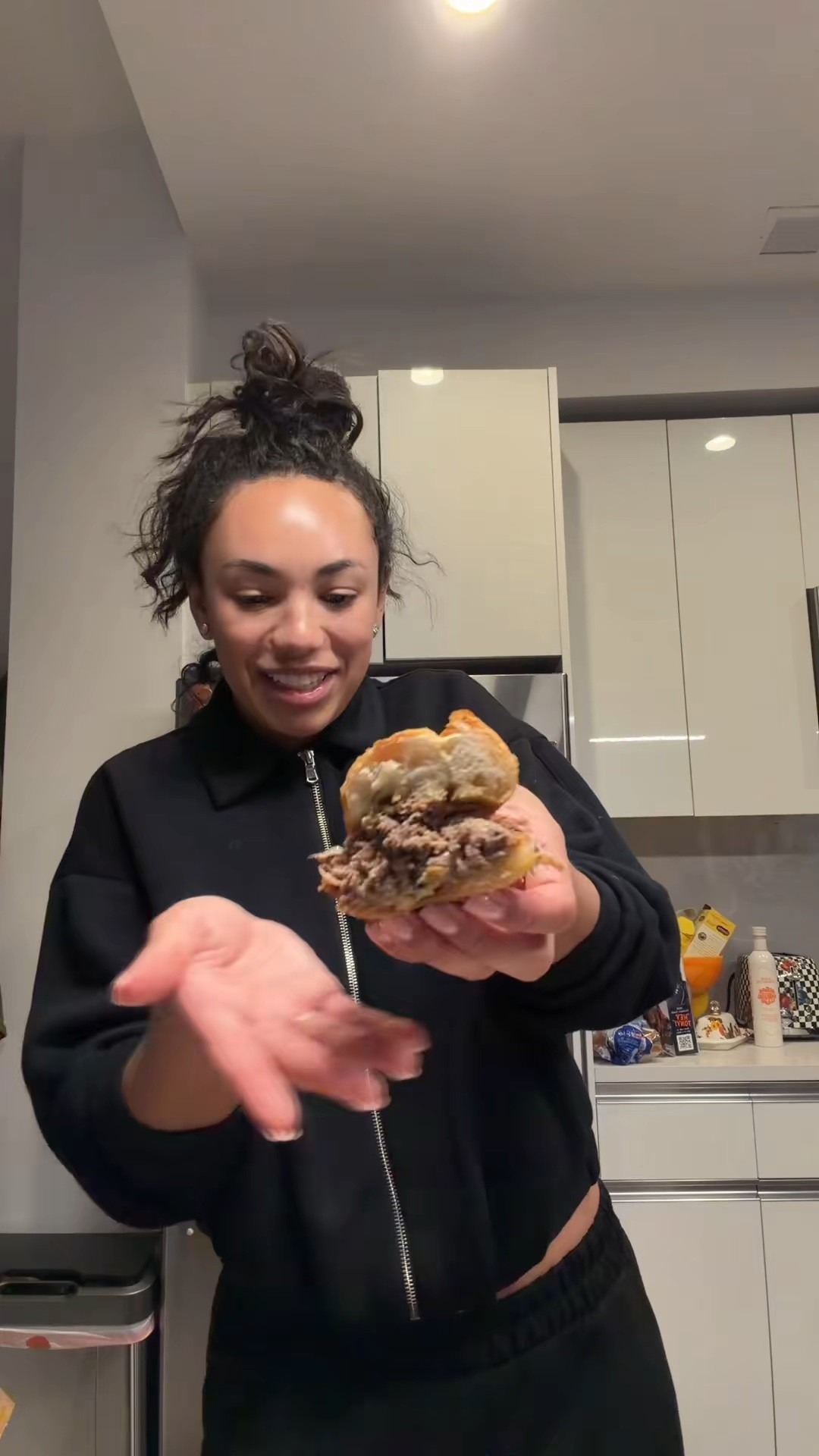 the soda almost caused a crash out #higuysigotfood #justjazzzyeats

#LTKgrwm #LTKdayinmylife #LTKootd