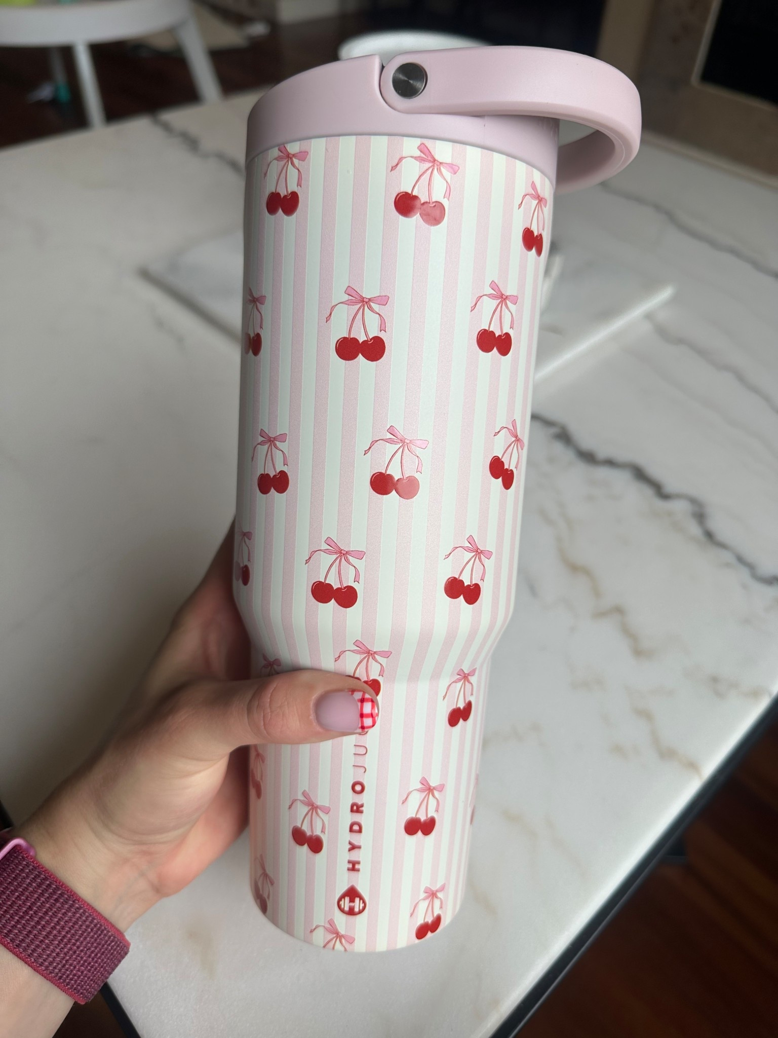 Testing out the 40oz sport! Loving it so far 🍒💕

#LTKActive #LTKHome #LTKFindsUnder100