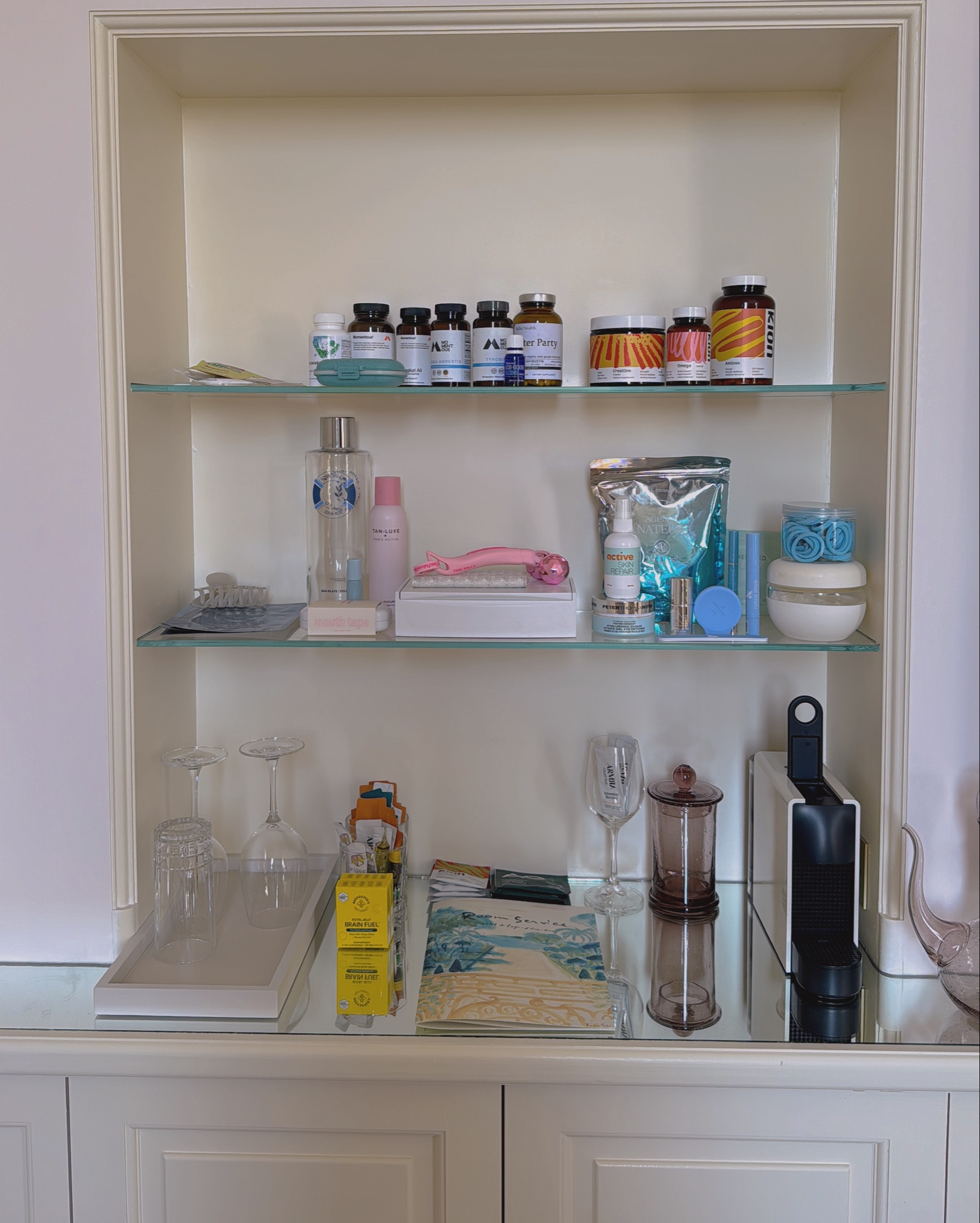 The travel setup. All my essentials 🤍