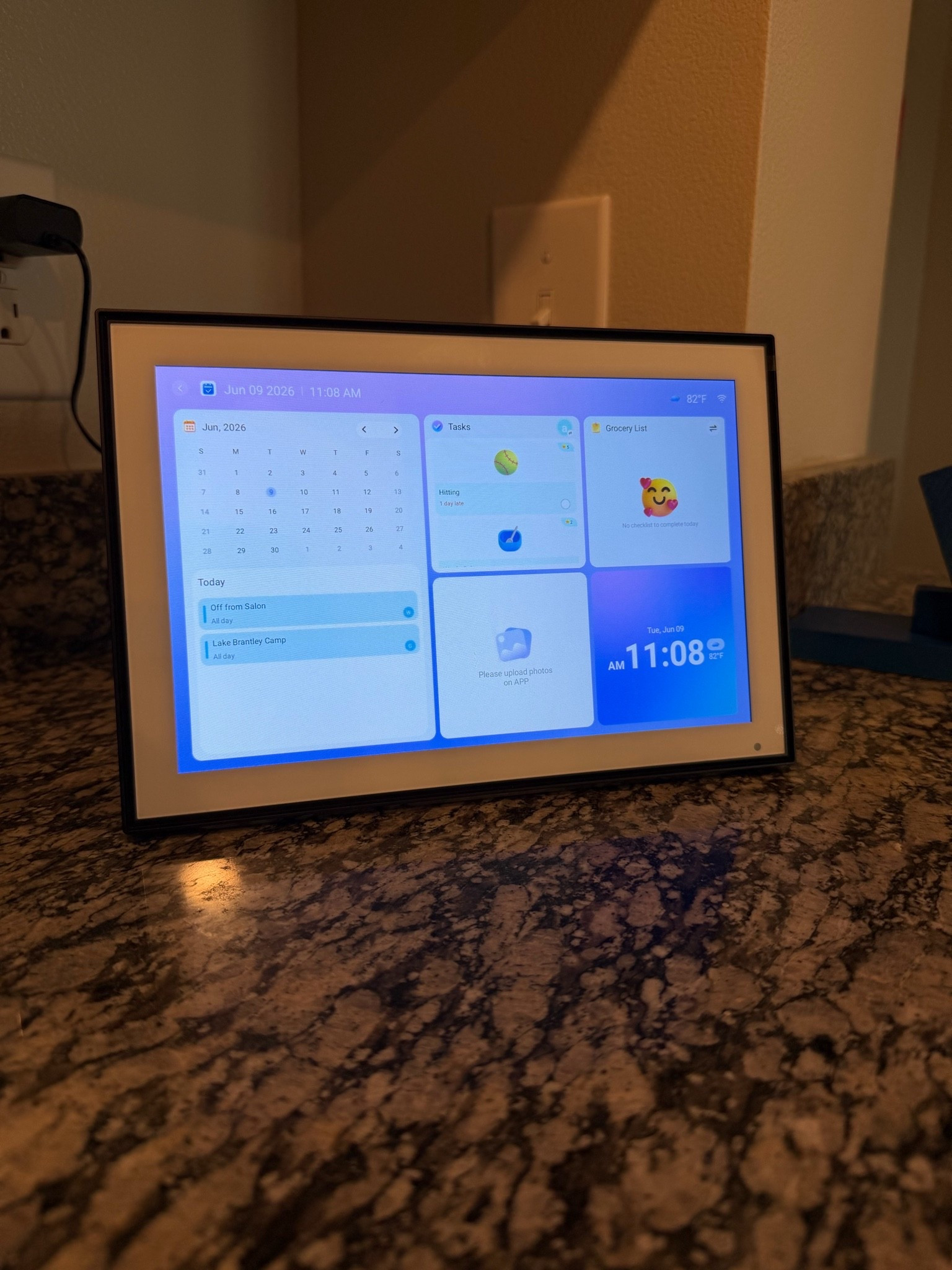 Mom life is a busy life and with this digital calendar you can keep track of everything happening during the week as well as tasks/chores for the kids to complete!

#LTKmomlife #LTKHome #LTKdayinmylife