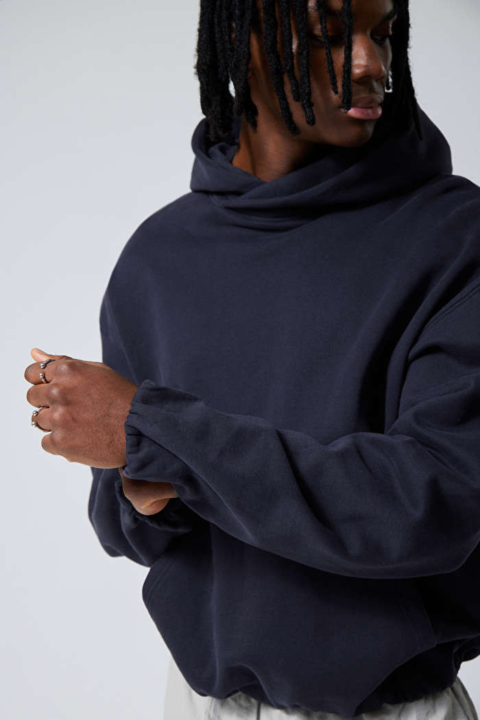 Nolan Boxy Hoodie | Weekday