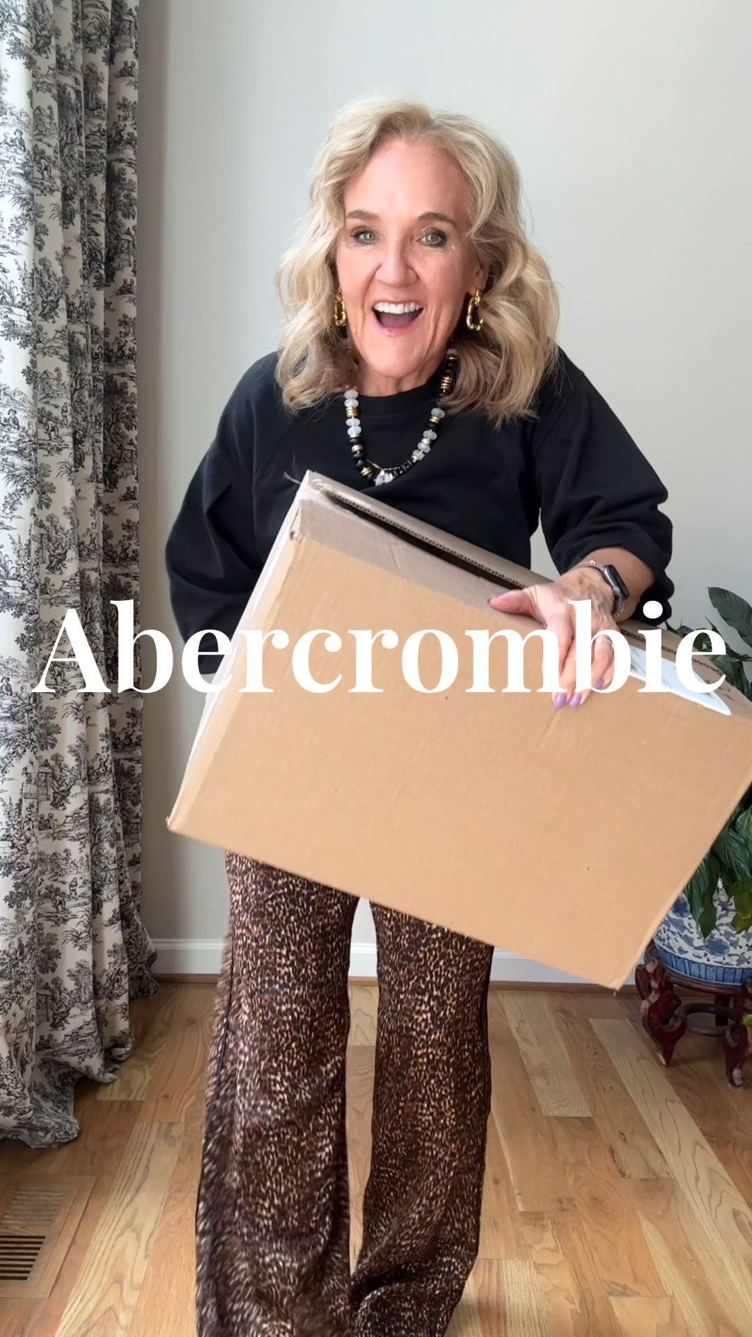 Try-on haul. Sizes below extra 15% off code DENIMAF ends tonight 8/11
Black straight Jeans size 29 short
Wide leg trouser jeans size 29 reg 
Sweaters size medium 
Sweats bottom size medium short 
Sweatshirt size small  

#LTKOver40 #LTKSaleAlert #LTKautumn