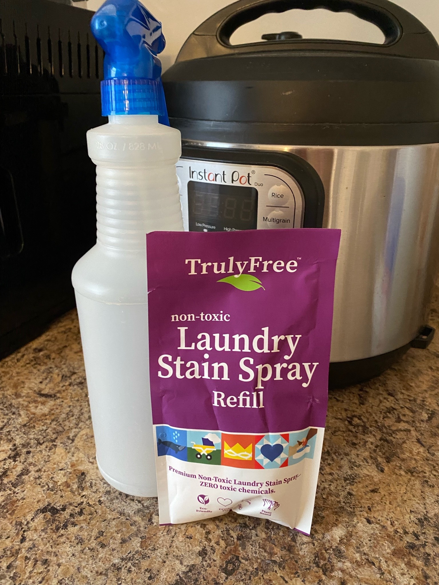 Switching to no tox or low tox products has been a priority of mine ever since my battle with mold toxicity. I got this laundry stain spray and I love the results