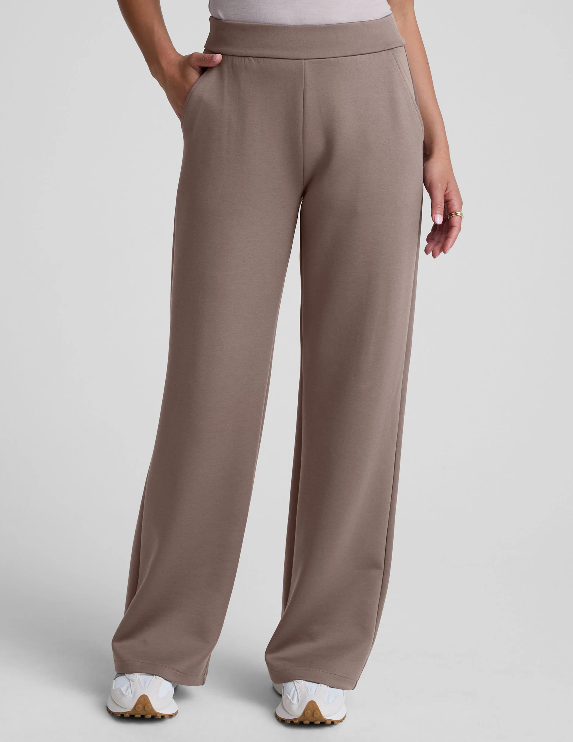In The Flow Wide Leg Pant | Beyond Yoga | Beyond Yoga