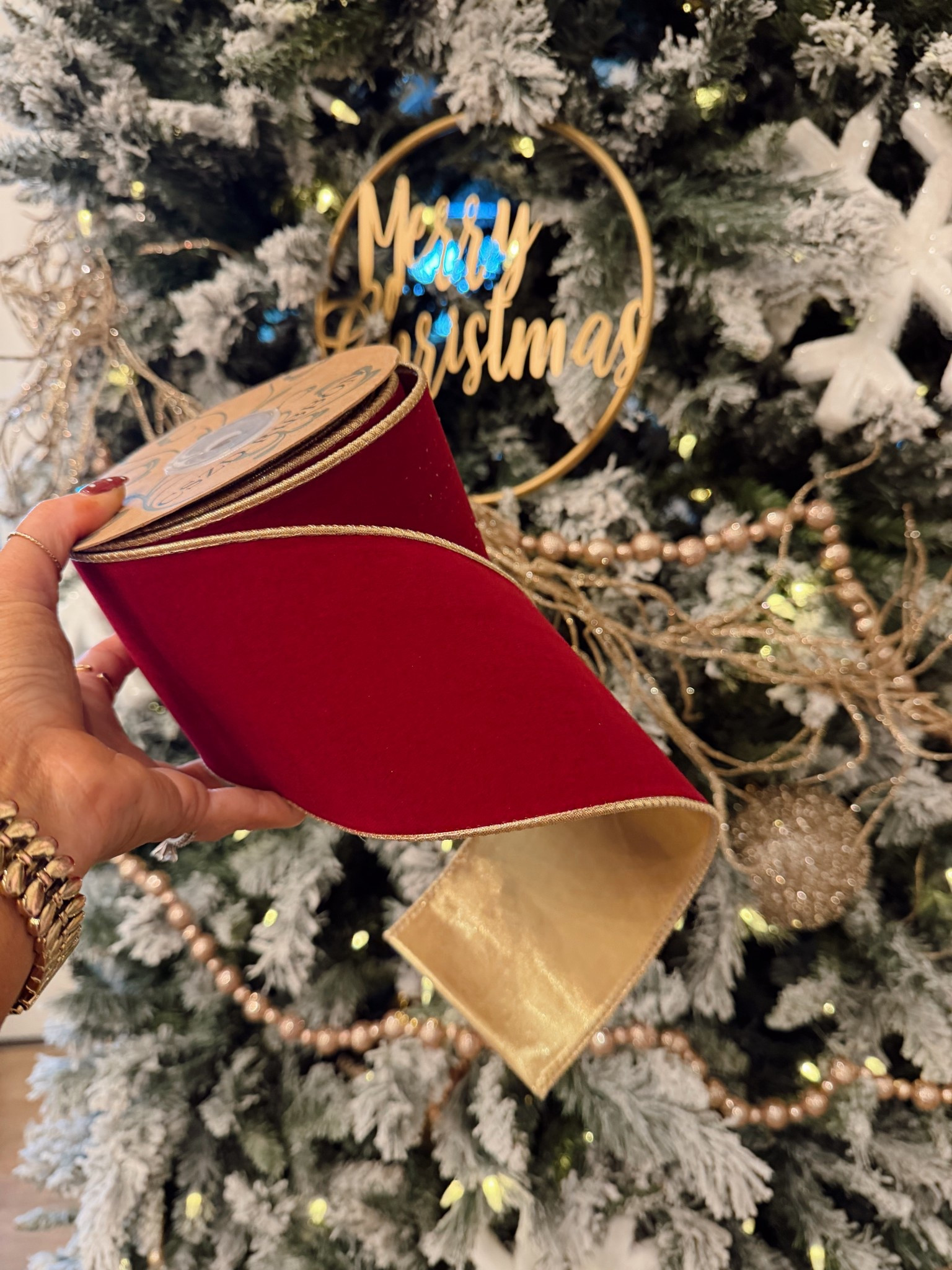 The best Christmas tree ribbon from amazon 

#LTKHoliday #LTKStyleTip #LTKSeasonal