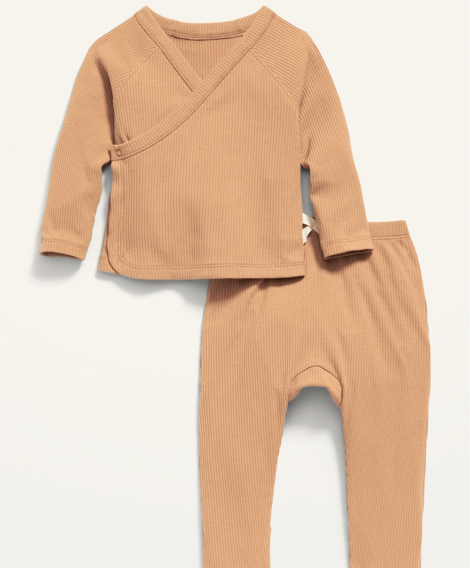 Rib knot kimono top and bottom baby 

#ltkbaby #babyfashion #babyoutfits #sadbeigechildren #babygirloutfits #fallbabyoutfits #neutralbabyoutfits