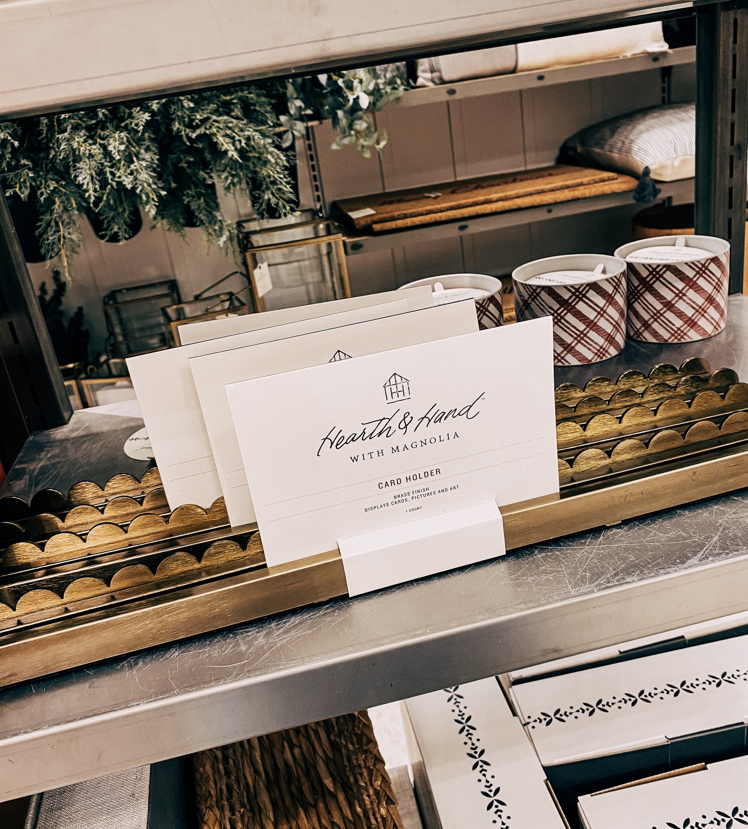 Gorgeous scalloped metal Christmas card holder! It gives off all those vintage vibes! 🎄✨

#LTKHoliday #LTKSeasonal #LTKhome