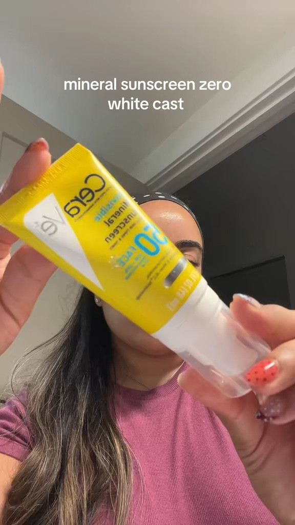 Invisible sunscreen 💛

#LTKgrwm #LTKselfcare #LTKmorningroutine