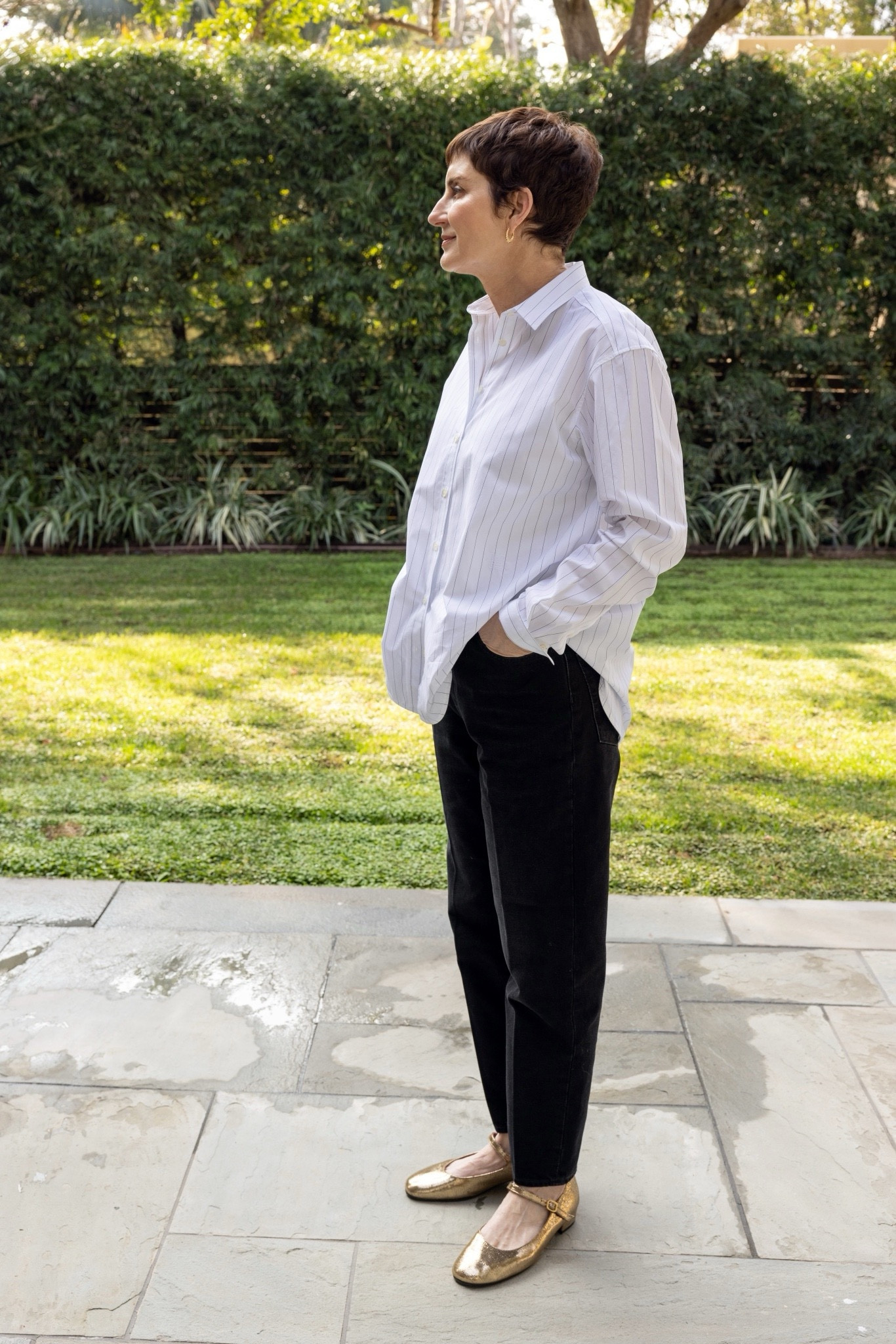 Easy spring outfit! 

Style tips - Outfit inspo - Casual fashion - Trendy fashion - Workwear - Button up - Chic style 

#LTKStyleTip #LTKWorkwear #LTKSeasonal