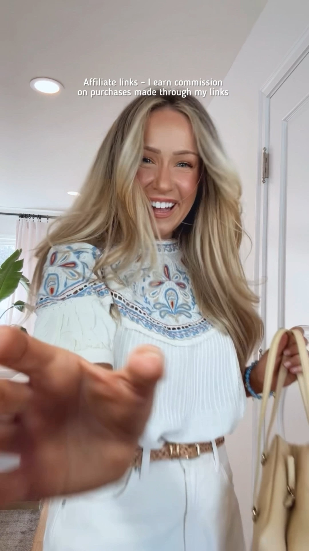 Affiliate links - I earn commission on purchases made through my links 

Zara outfit spring 