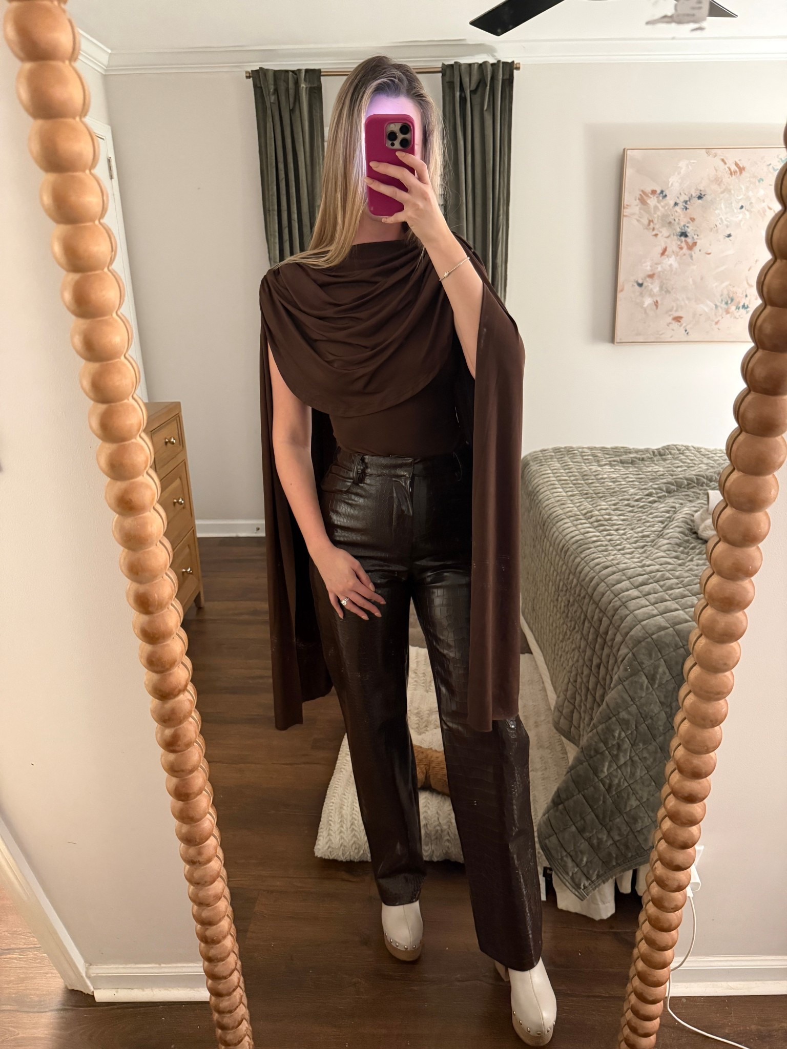 Amazon dupe bodysuit! Pants are old Zara but will link similar 🤎

#LTKootd #LTKdayinmylife #LTKgrwm